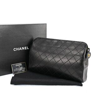 AUTHENTIC CHANEL Matelasse Black Leather Pouch Bag bsj797-121225